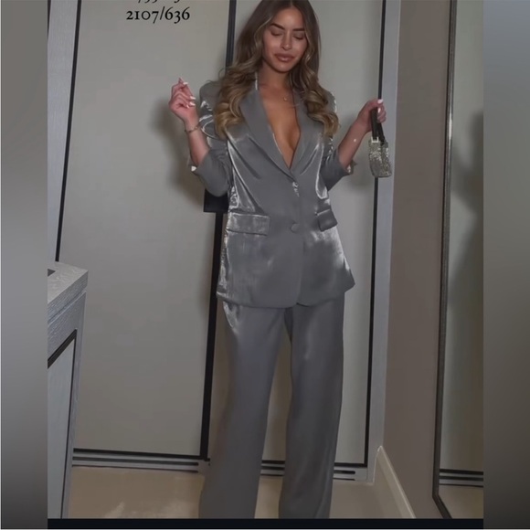 ZARA 2 PIECES MATCHING SET METALLIC JACKET AND METALLIC PANTS - Picture 3 of 16